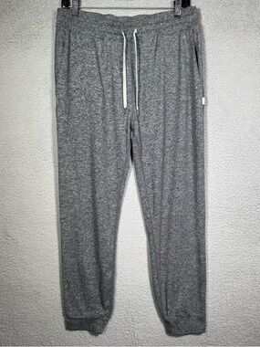 Vuori Women's Performance Joggers Size L Training Gym Active Comfort Pants